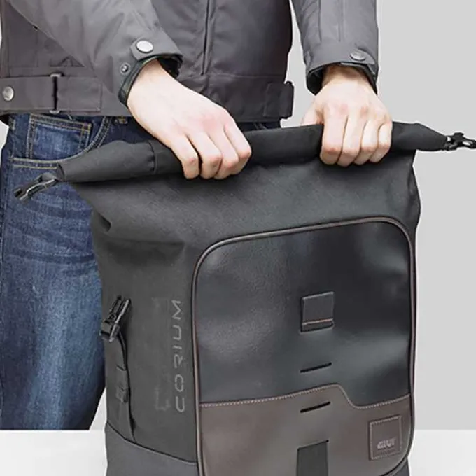 Borsa Laterale CRM102